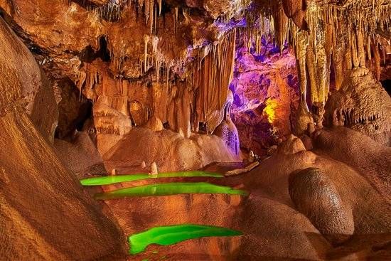 Lieu : Grotte de Baume Obscure