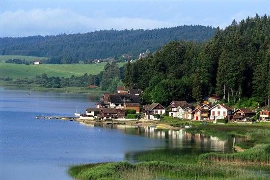 Lieu : Lac de Saint-Point