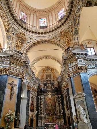 Cathédrale Sainte-Reparate