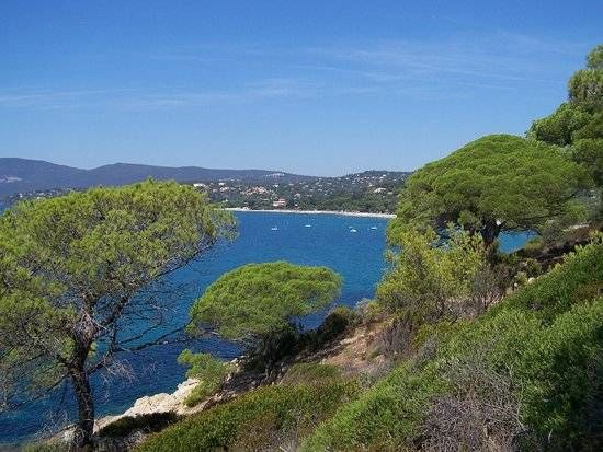 Lieu : Plage de Gigaro