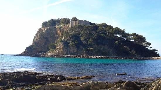 Lieu : Plage de Cabasson
