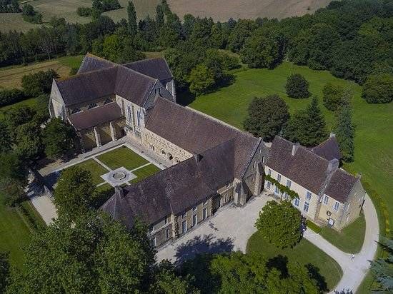 Lieu : Abbaye Royale de l'Epau