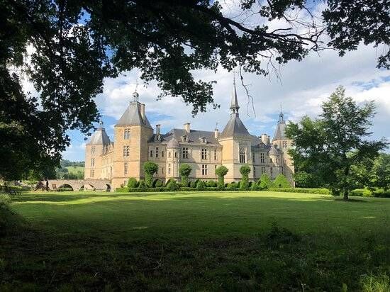 Lieu : Château de Sully