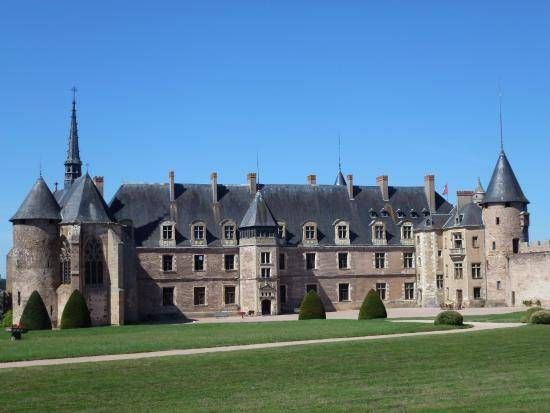 Lieu : Château de Lapalisse