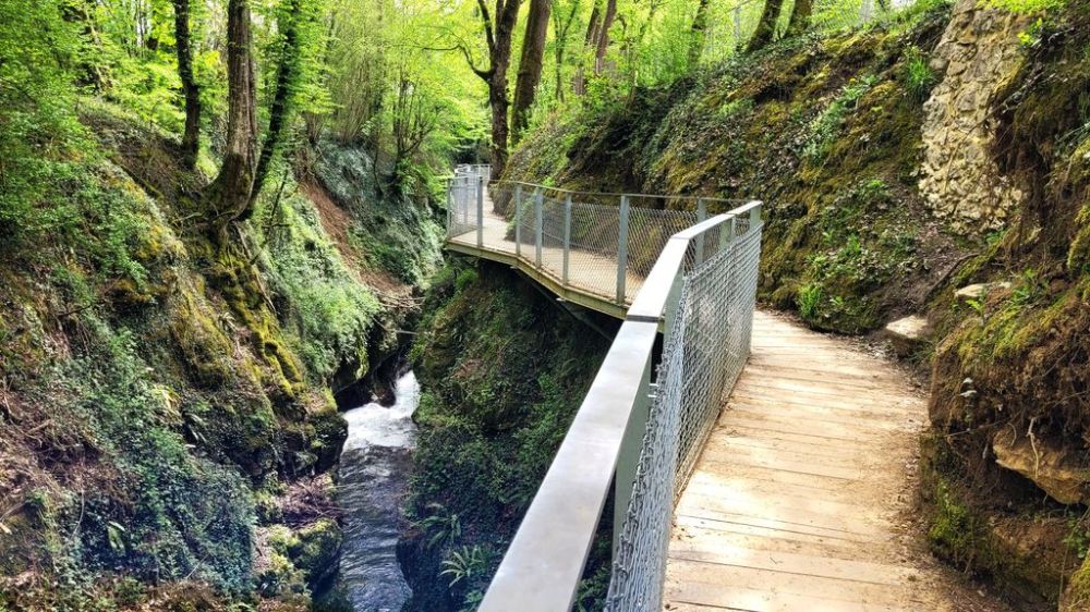 Les Gorges du Sierroz