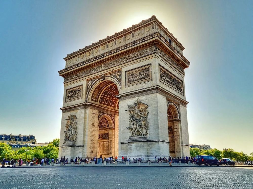 Lieu : Arc de triomphe