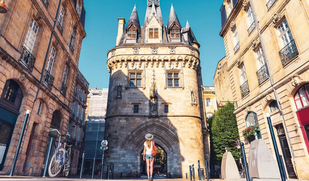 Lieu : Porte Cailhau
