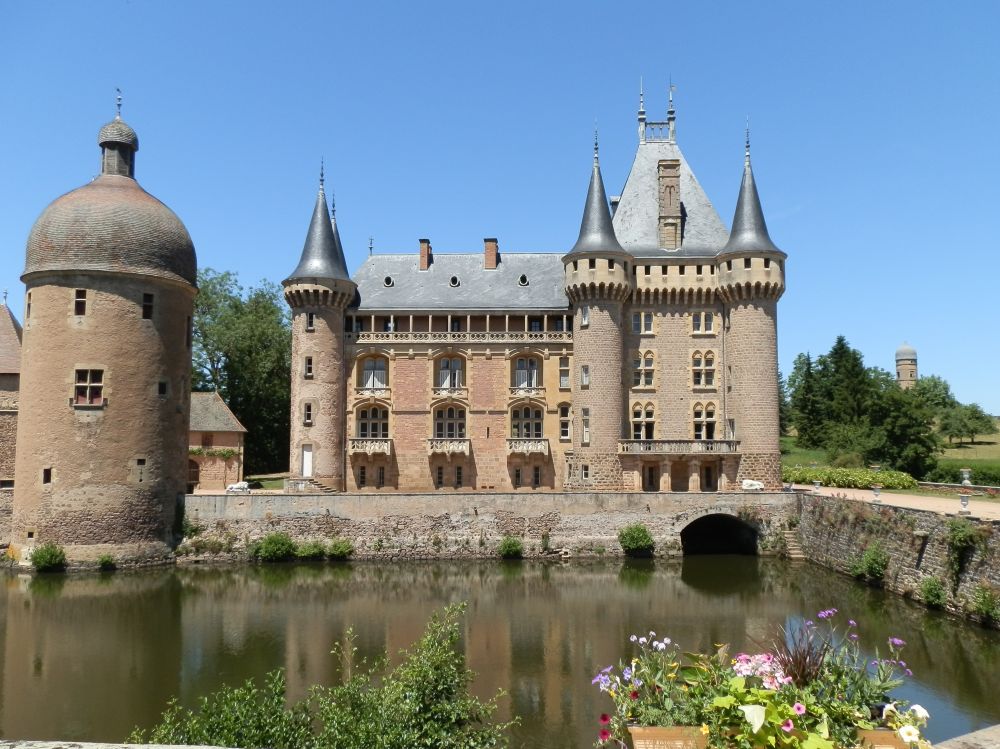 Lieu : Château de La Clayette