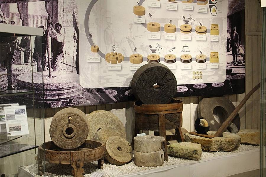 Musée des meules et des pavés d'Epernon