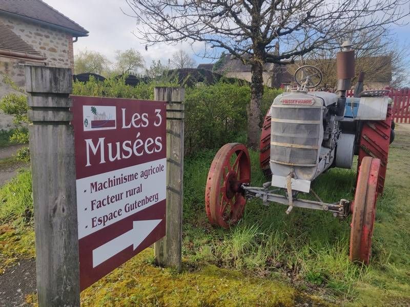 Musées du machinisme agricole, du facteur rural et espace Gutenberg