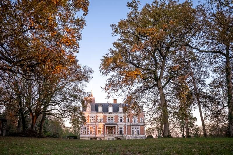 Lieu : Château de l'Aubrière
