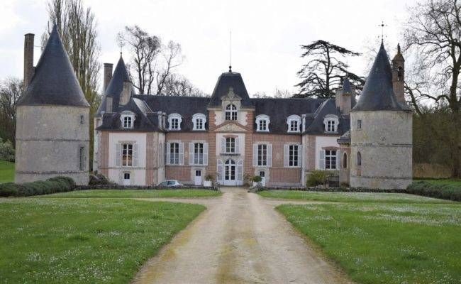 Lieu : Château de Rocheplatte