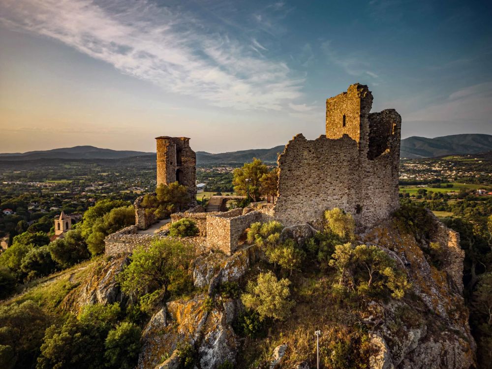 Lieu : Château de Grimaud