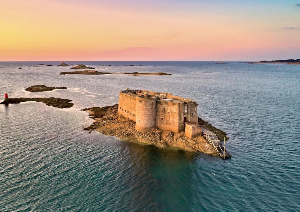 Lieu : Château du Taureau