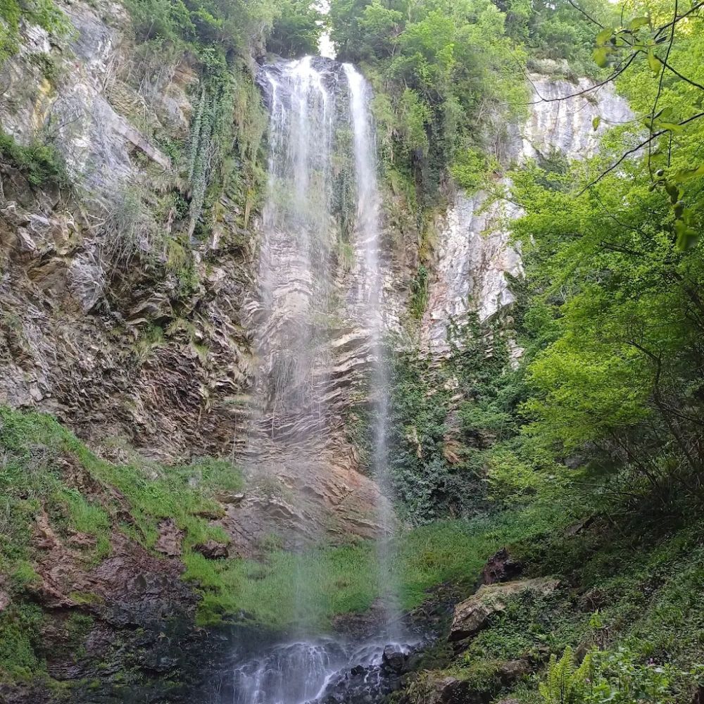 Lieu : Cascade d'Alzen