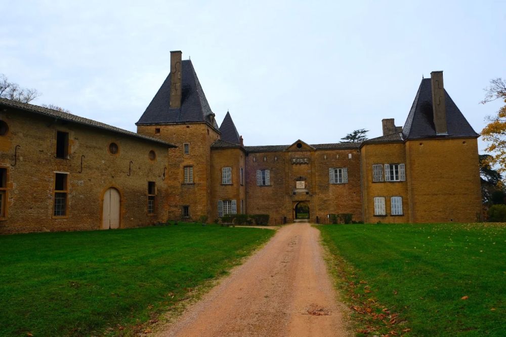 Lieu : Château de Vinzelles