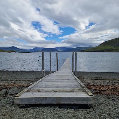 Lieu : Hvammsvik Pier