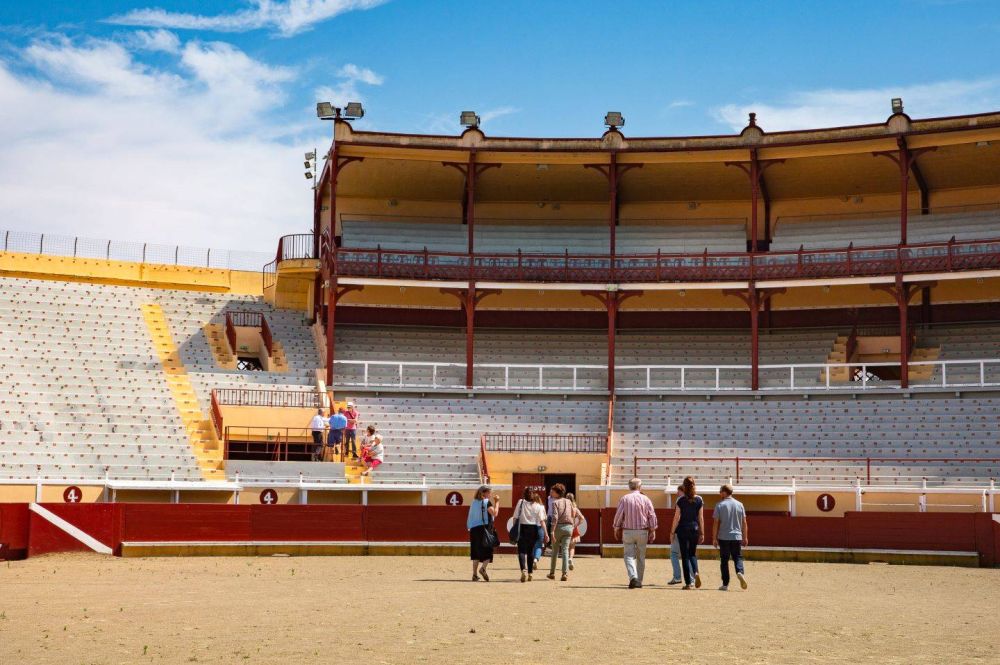 Lieu : Arènes de Bayonne