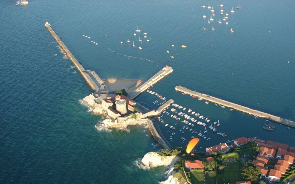 Lieu : Plage du Fort de Socoa