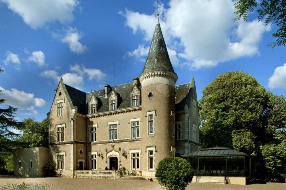 Le Château des Reynats