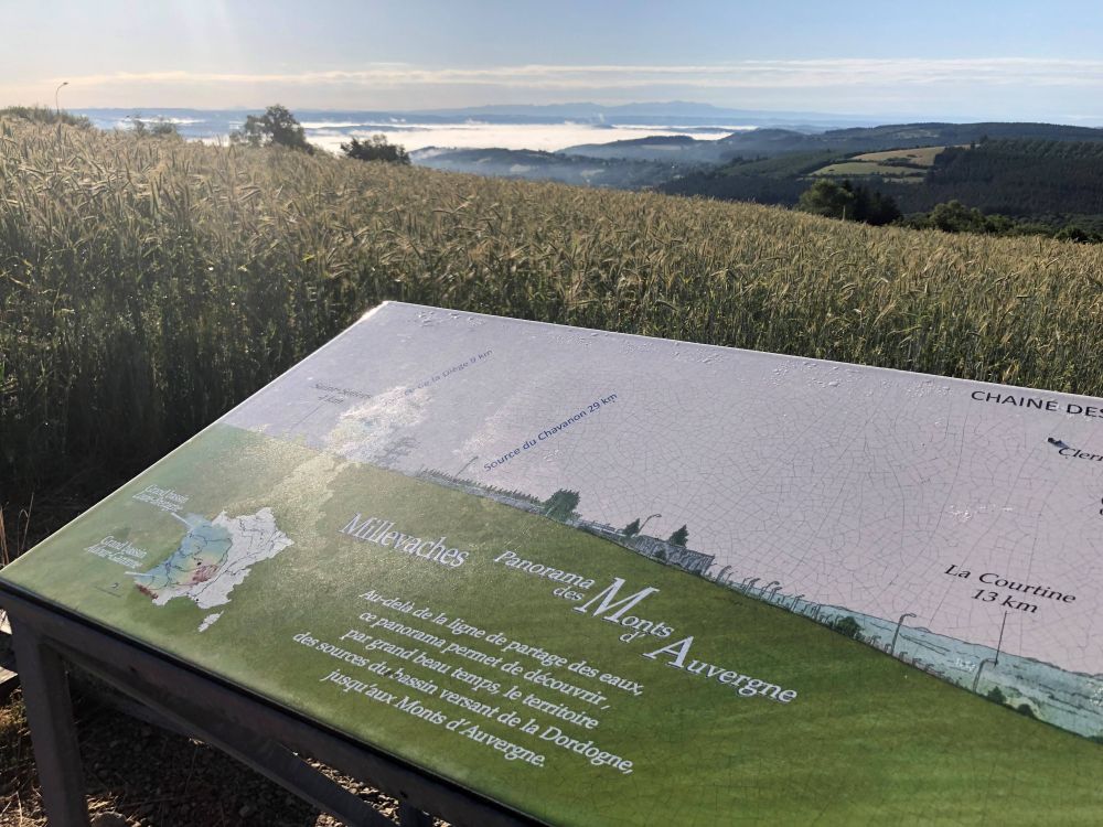 Panorama du Mont Audouze