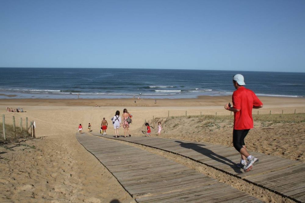 Lieu : Plage des Chênes-Lièges