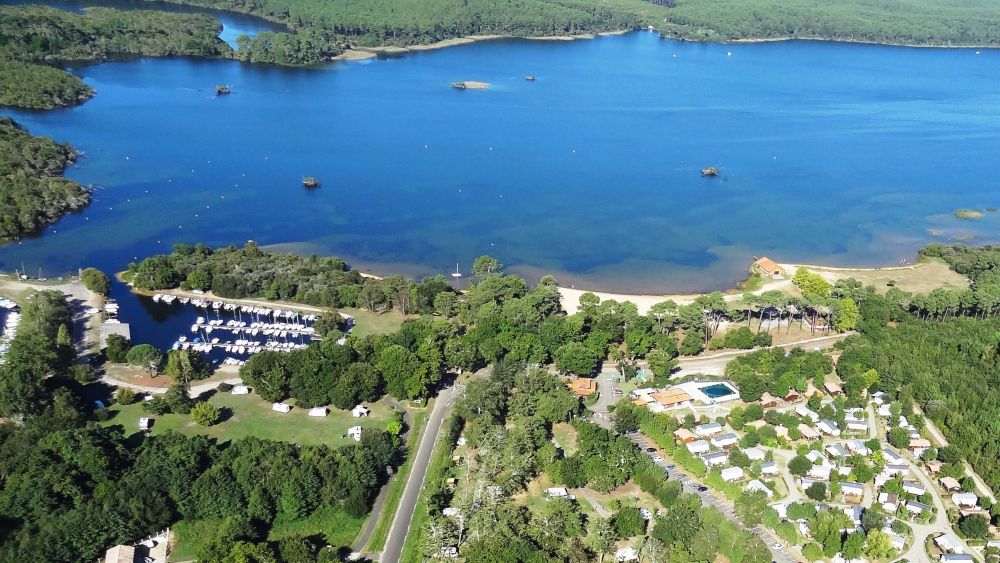 Lieu : Plage de Sainte Eulalie en Born