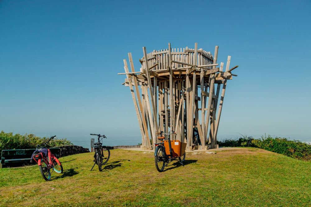 La Love Tower panorama