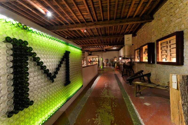 Lieu : Musée des Arts et Métiers de la Vigne et du Vin