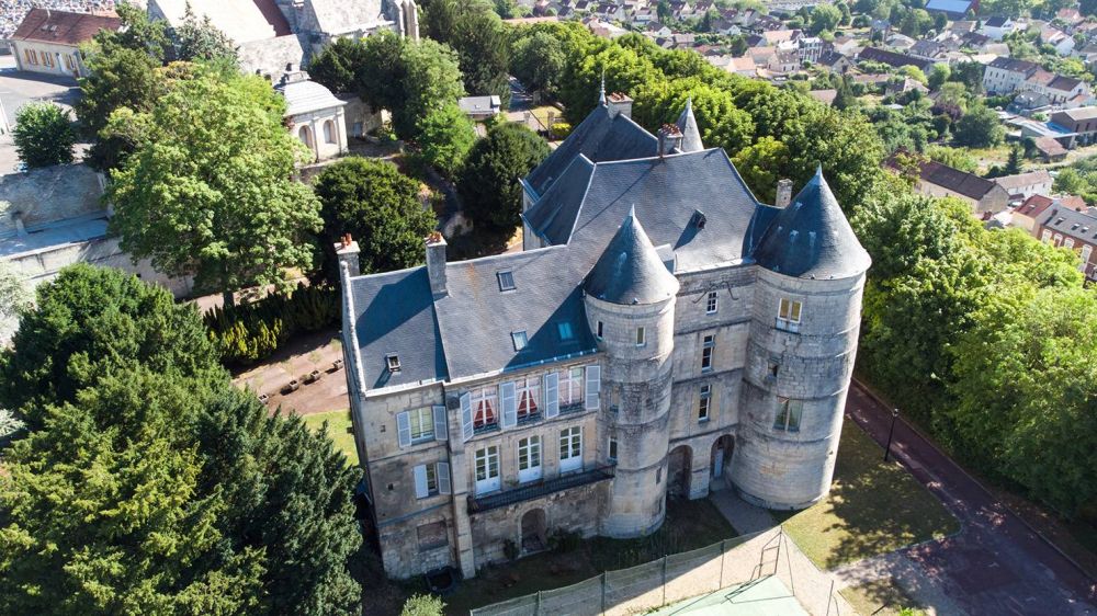 Château de Montataire
