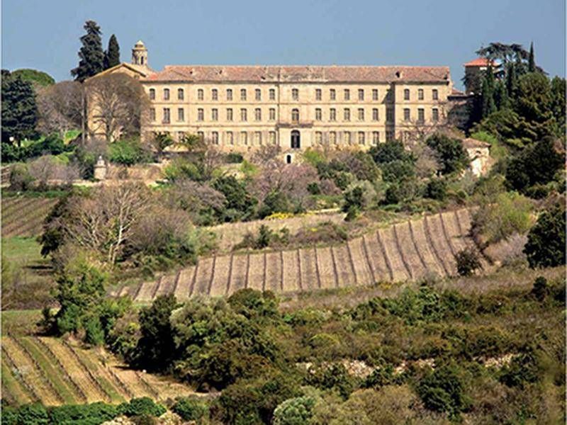 Lieu : CHATEAU ABBAYE DE CASSAN