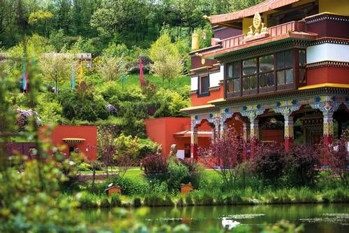 TEMPLE BOUDDHISTE LERAB LING