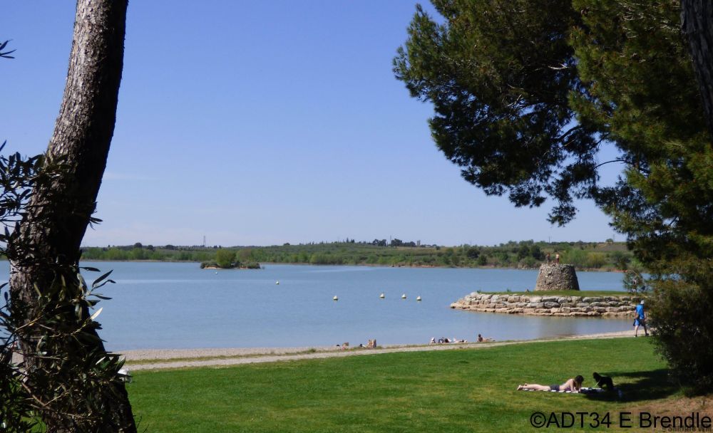 Lieu : LE LAC DE JOUARRES