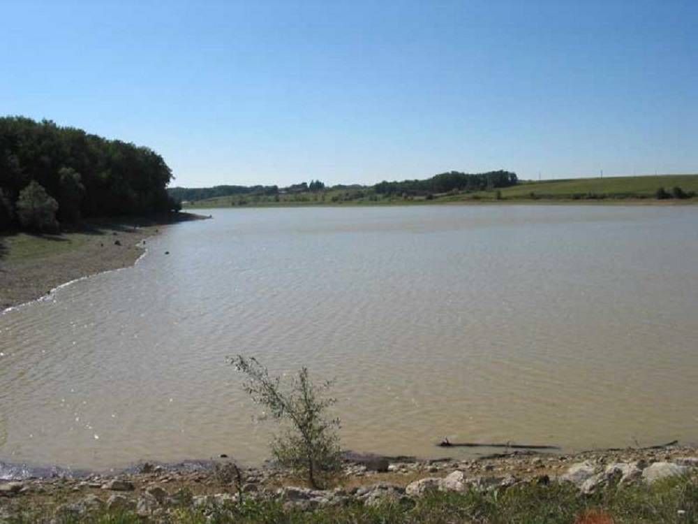 Lieu : LAC DE CAMBERNARD