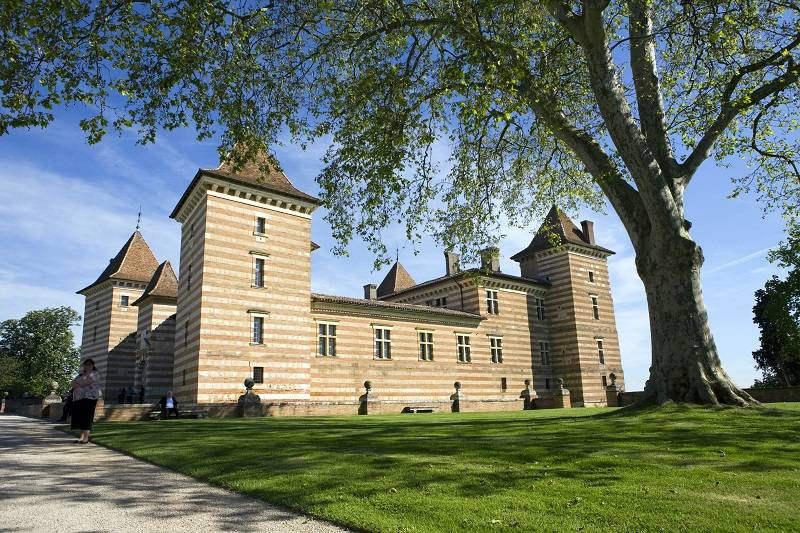 Lieu : CHÂTEAU DE LARÉOLE