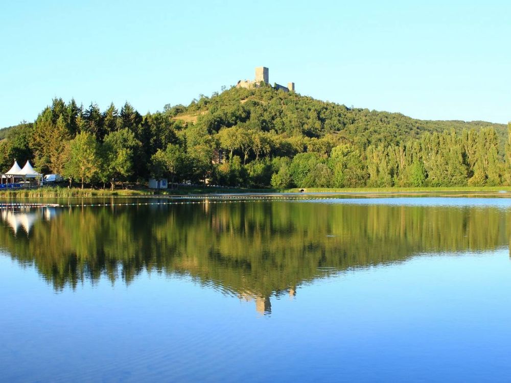 Lieu : LAC DE FONTCLAIRE