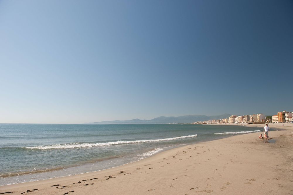 Lieu : PLAGE DU ROUSSILLON