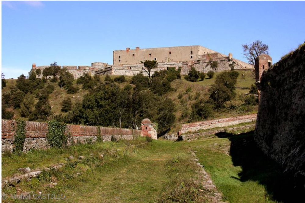 Lieu : FORT DE BELLEGARDE