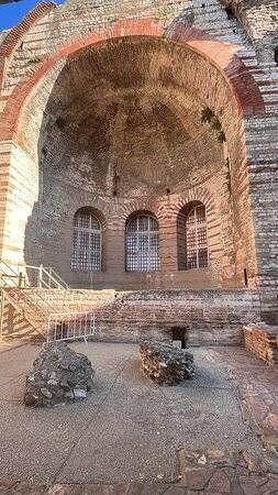 Lieu : Thermes de Constantin