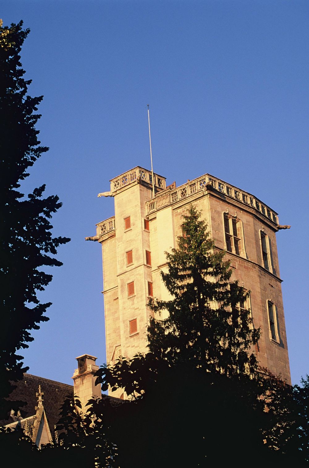 Tour Philippe le Bon