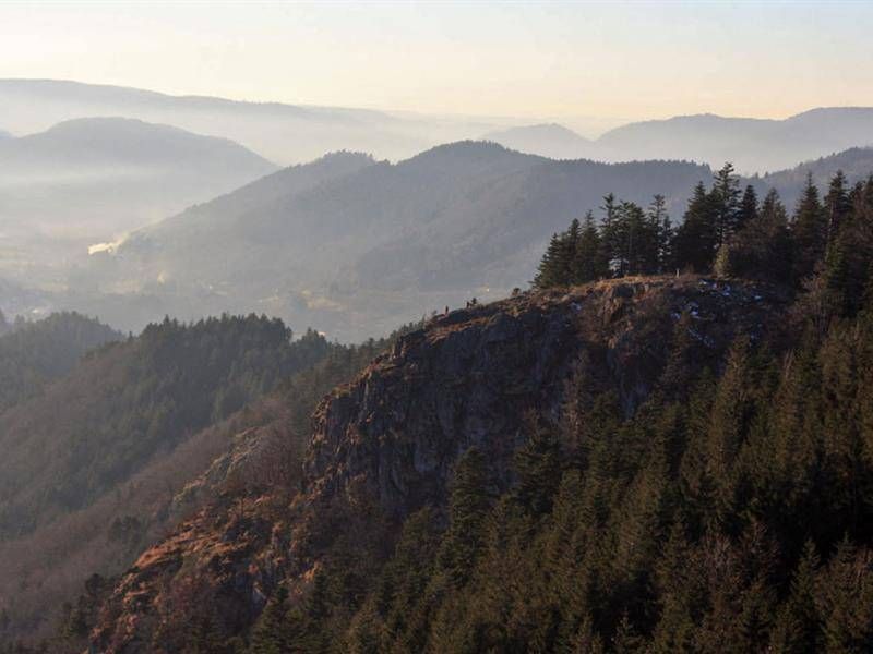 Lieu : La Roche des Ducs