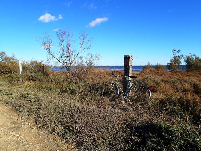 Randonnée : SAINTES-MARIES-DE-LA-MER - La draille des cinq Gorges à vélo