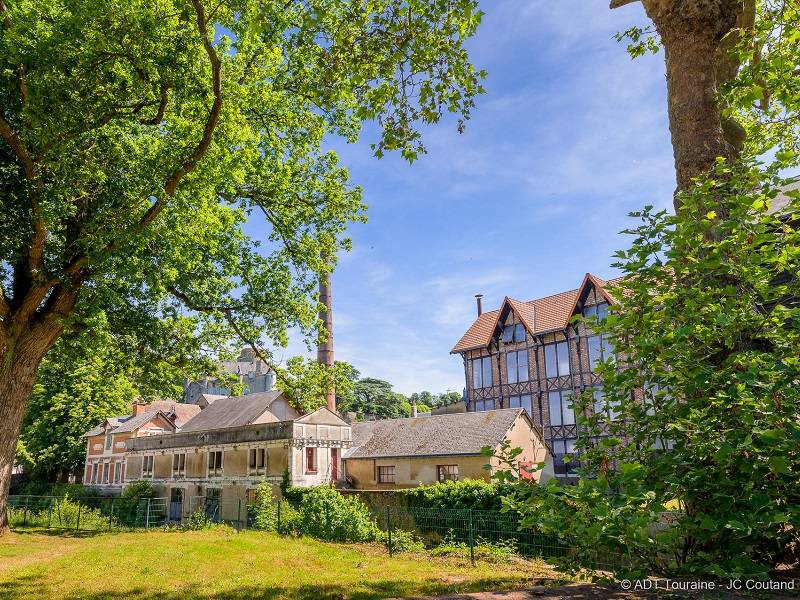 Randonnée : Randonnée de Château-Renault - La cité du cuir en suivant les rivières