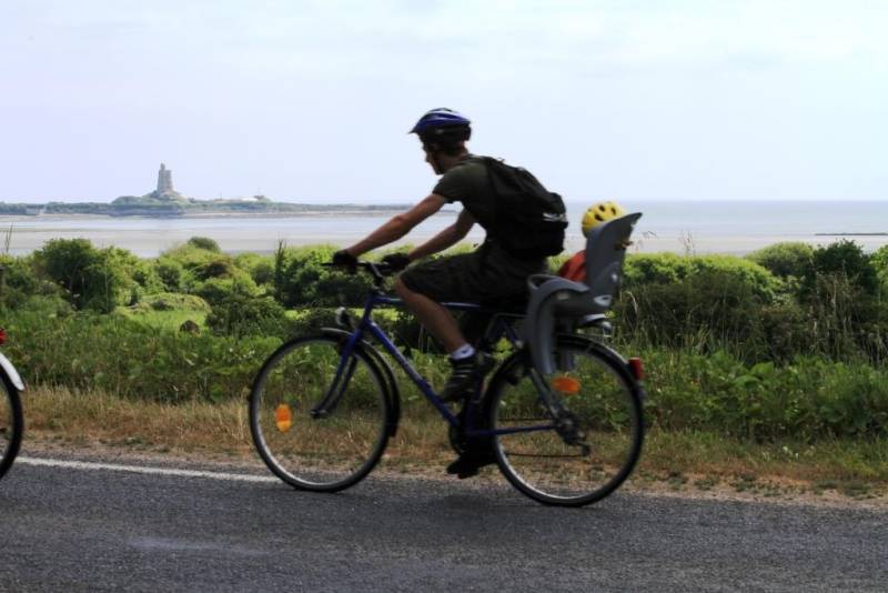 Randonnée : Saint-Vaast-la-Hougue < > Quinéville