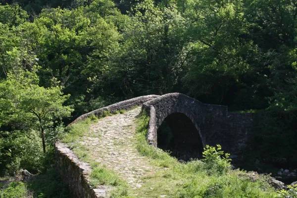 Randonnée : Randonnée - Le pont du Cayla (La Bastide l'Evêque)