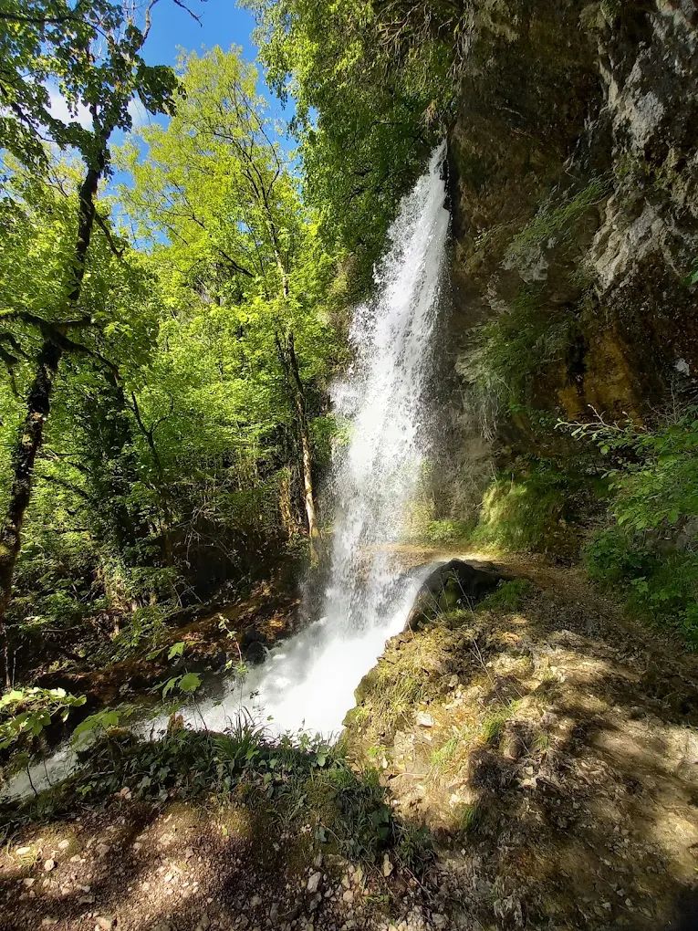 Lieu : Cascade de Pisse-Vache
