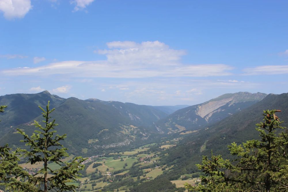 Lieu : Belvédère du Beauchâteau