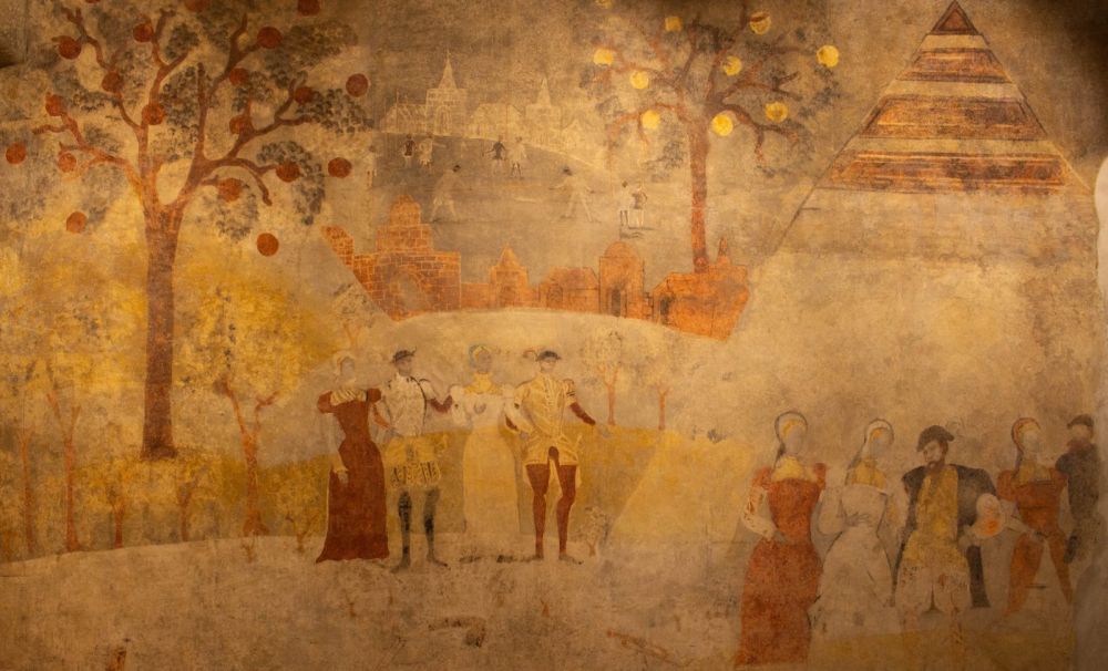 Lieu : Château de Montferrand et ses peintures murales