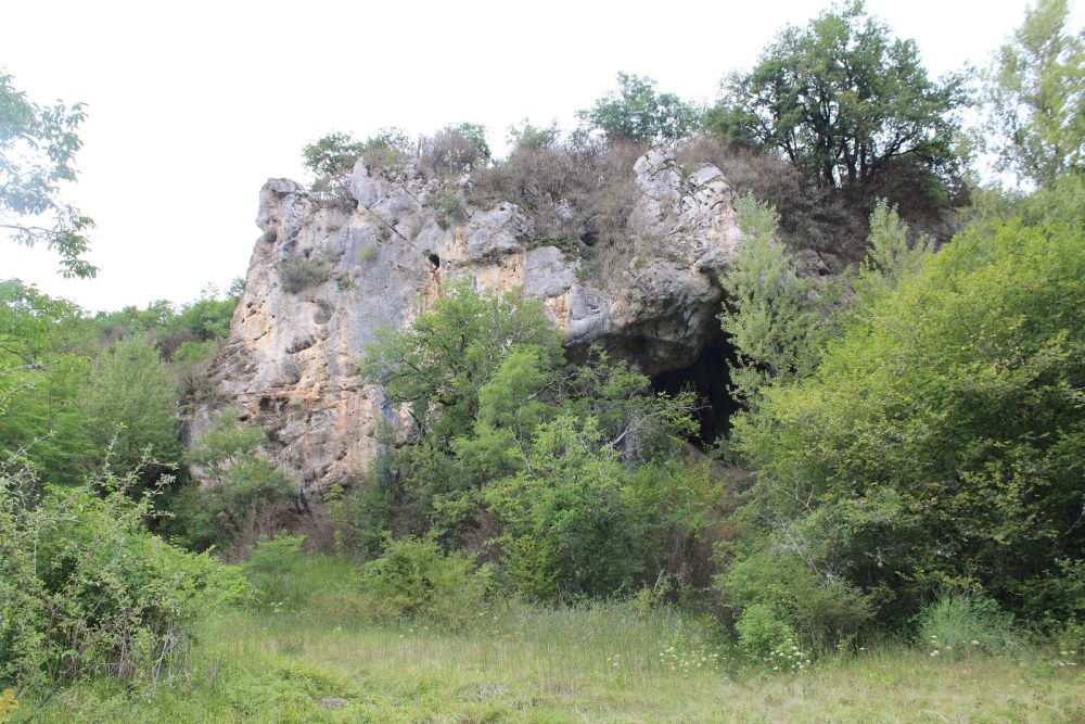 Lieu : Grotte de la Colombière