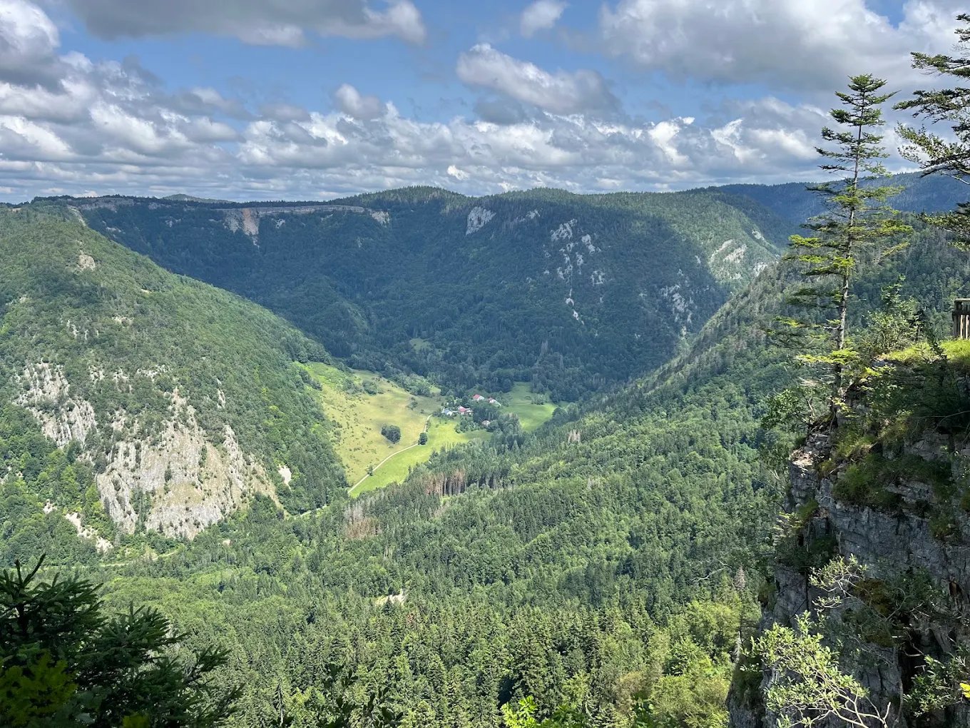 Photo : Cirque de la Roche Fauconnière